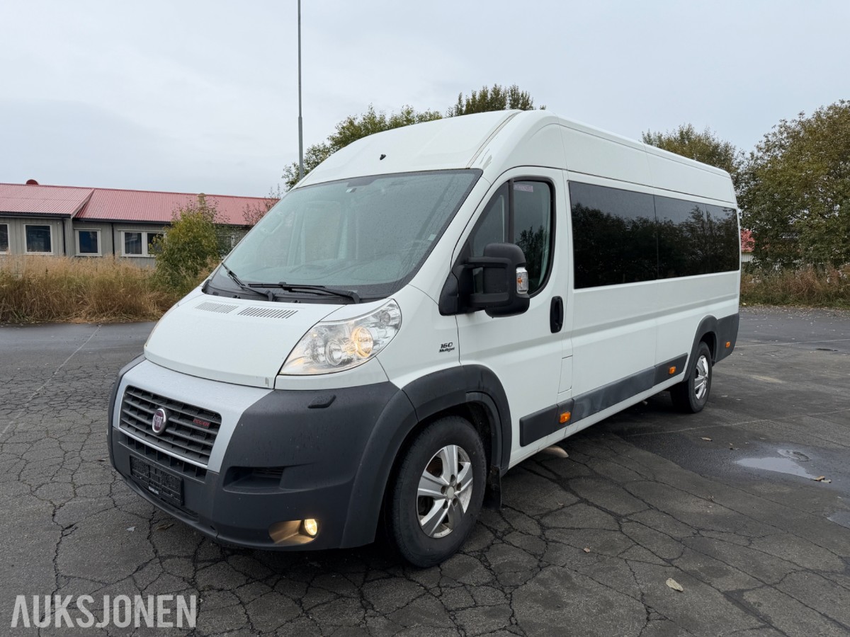 2014 Fiat Ducato 17-seters minibuss – reparasjonsobjekt