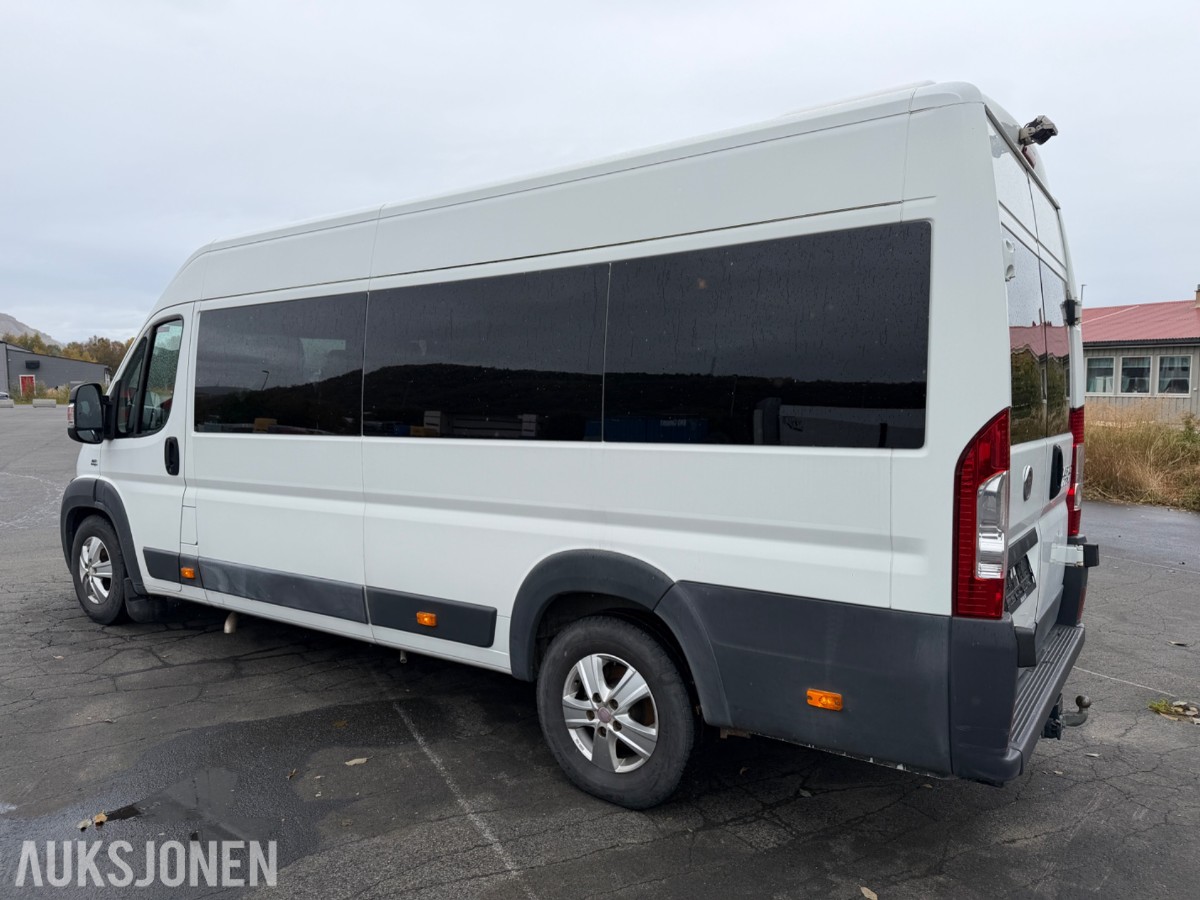 2014 Fiat Ducato 17-seters minibuss – reparasjonsobjekt