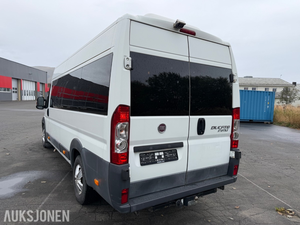 2014 Fiat Ducato 17-seters minibuss – reparasjonsobjekt