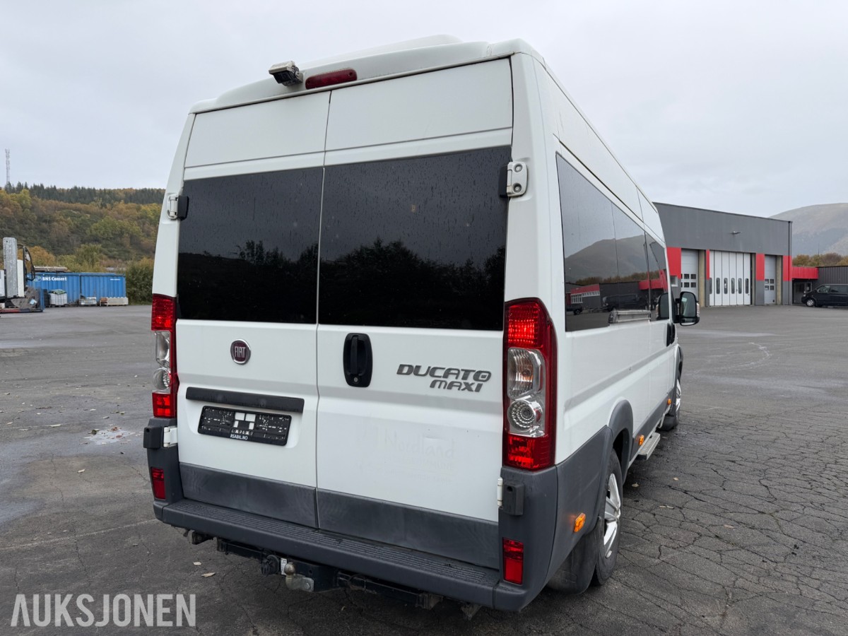 2014 Fiat Ducato 17-seters minibuss – reparasjonsobjekt