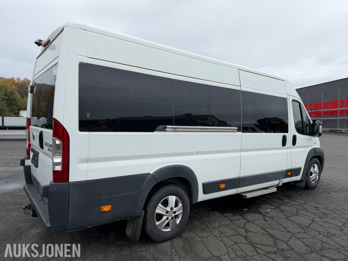 2014 Fiat Ducato 17-seters minibuss – reparasjonsobjekt