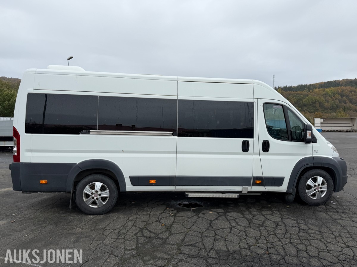 2014 Fiat Ducato 17-seters minibuss – reparasjonsobjekt