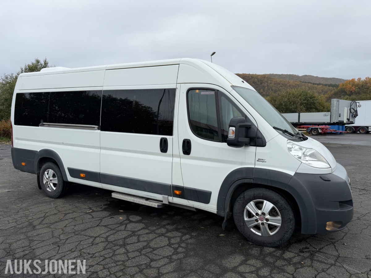 2014 Fiat Ducato 17-seters minibuss – reparasjonsobjekt