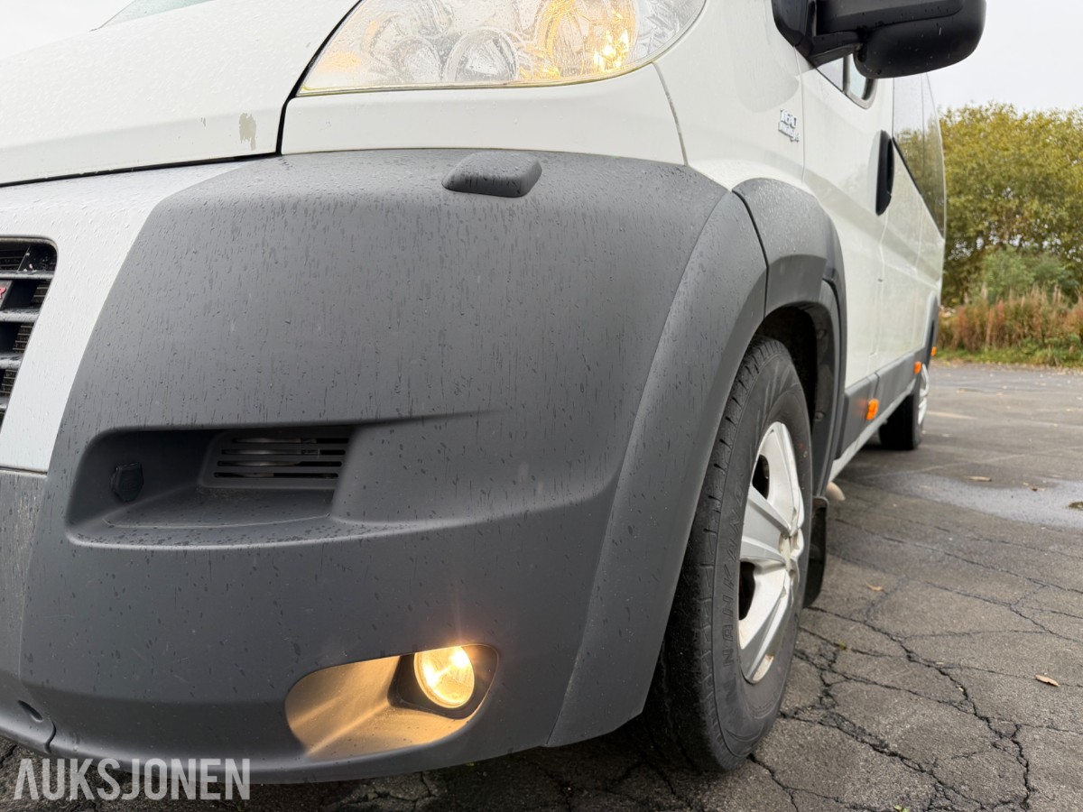 2014 Fiat Ducato 17-seters minibuss – reparasjonsobjekt