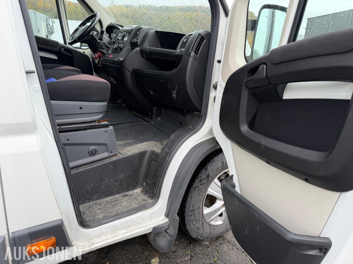 2014 Fiat Ducato 17-seters minibuss – reparasjonsobjekt
