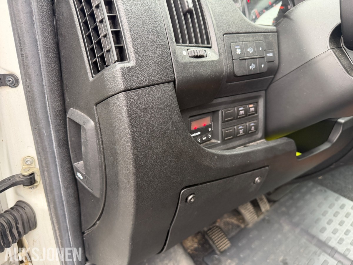 2014 Fiat Ducato 17-seters minibuss – reparasjonsobjekt