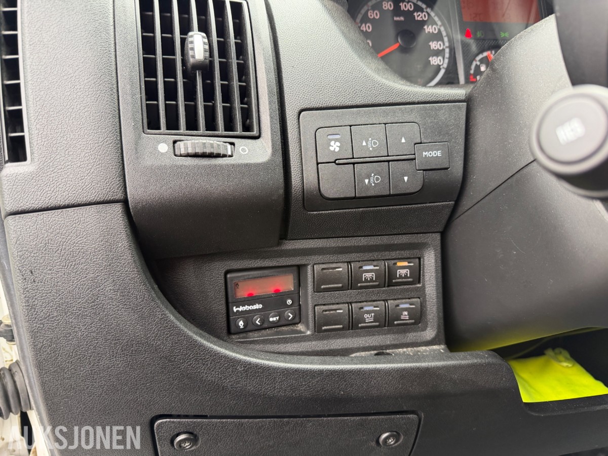 2014 Fiat Ducato 17-seters minibuss – reparasjonsobjekt