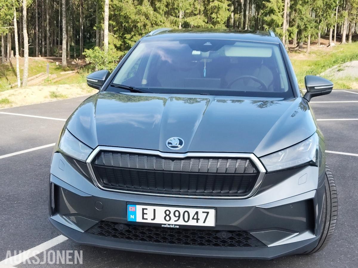 2025 SKODA ENYAQ 85x 4X4 ACC KAMERA KUPEVARMER HENGERFESTE NAVIGASJON