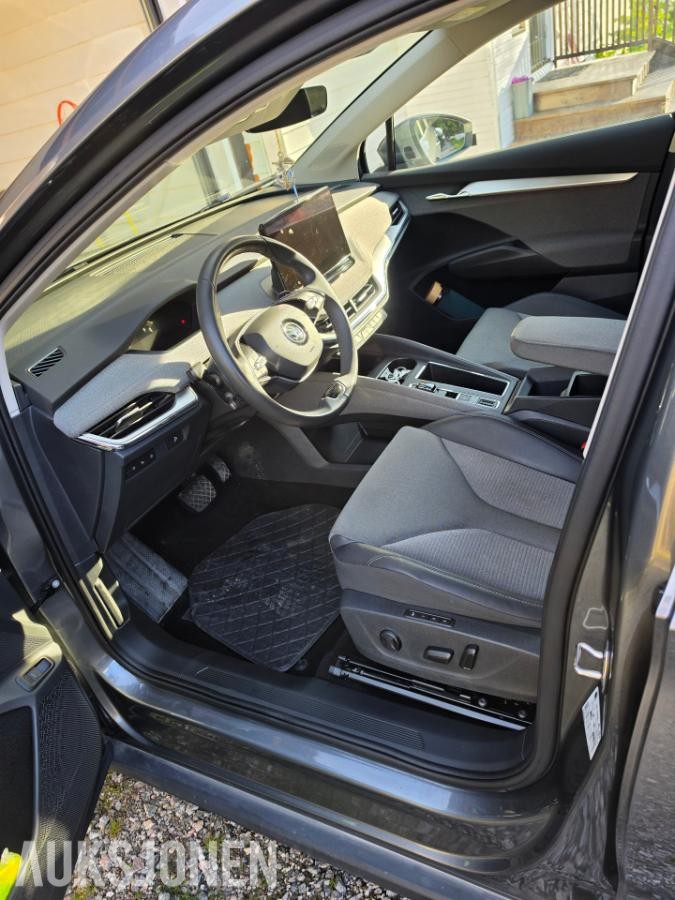 2025 SKODA ENYAQ 85x 4X4 ACC KAMERA KUPEVARMER HENGERFESTE NAVIGASJON
