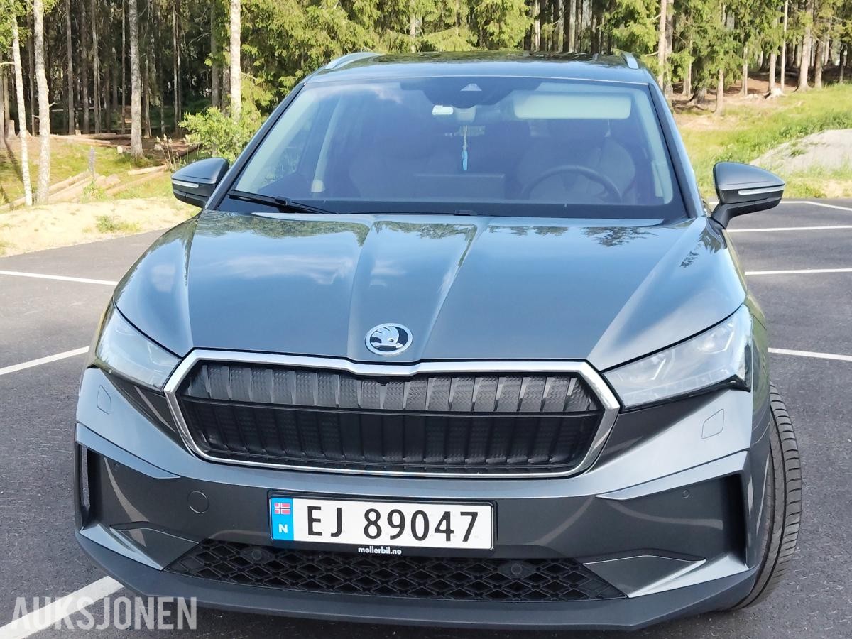 2025 SKODA ENYAQ 85x 4X4 ACC KAMERA KUPEVARMER HENGERFESTE NAVIGASJON