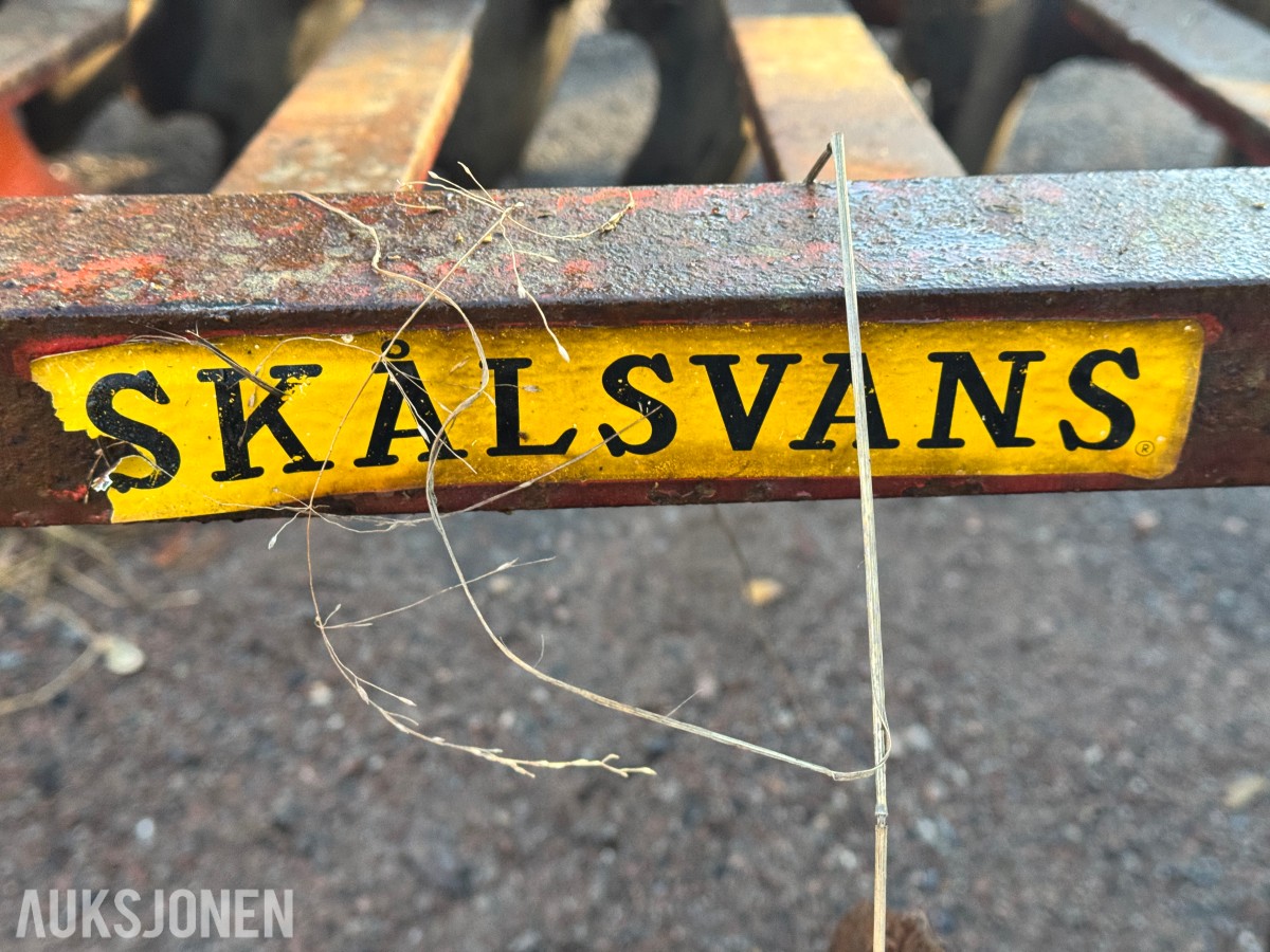 Kverneland skålharv / tallerkenharv med utskårne skiver og trepunktsfeste
