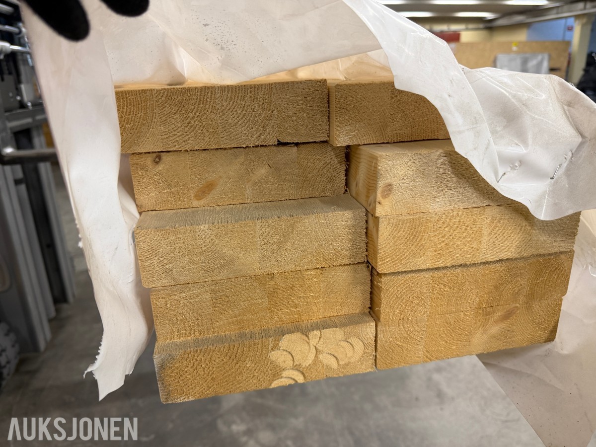Limtre BN / F100784 48 x 179 x 4016 mm bjelker