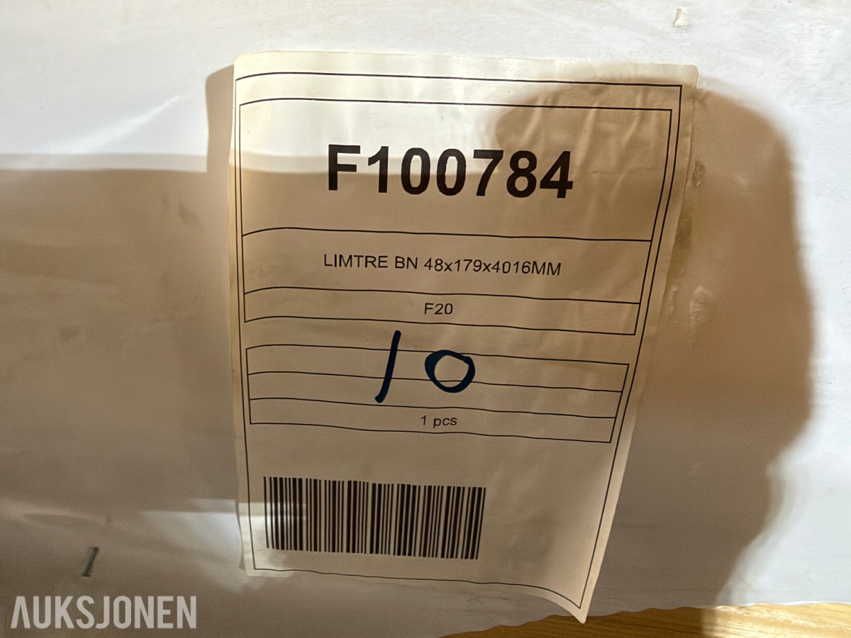 Limtre BN / F100784 48 x 179 x 4016 mm bjelker