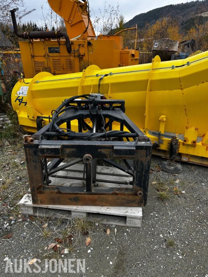 2018 Arctic machine hmd3700 diagonalplog med sving
