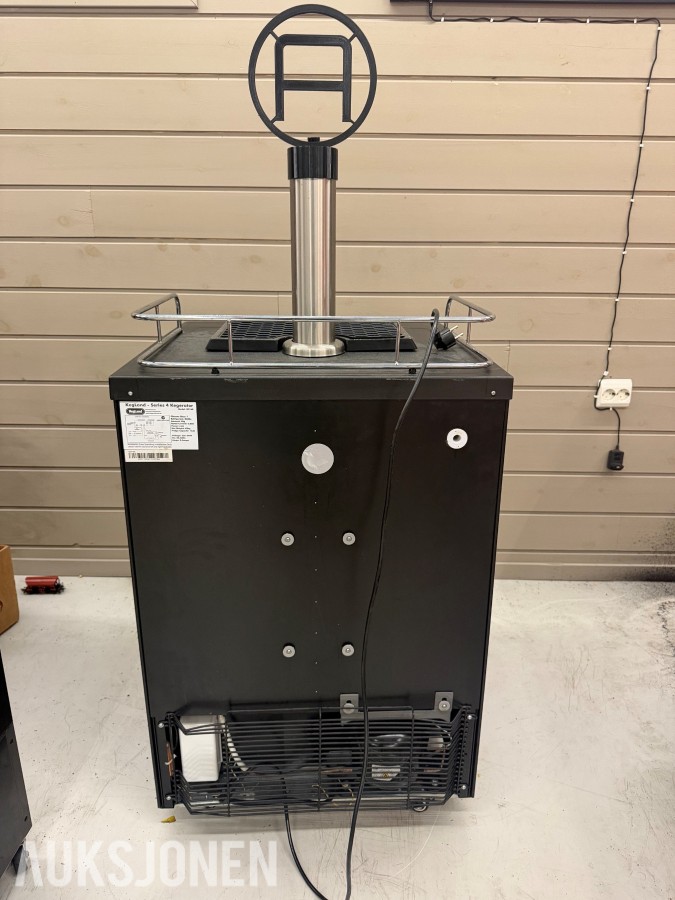 Kegland kjøleskap m/tappetårn Series 4 Kegerator