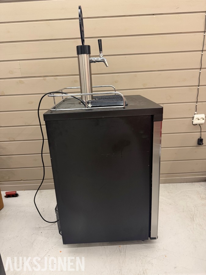 Kegland kjøleskap m/tappetårn Series 4 Kegerator