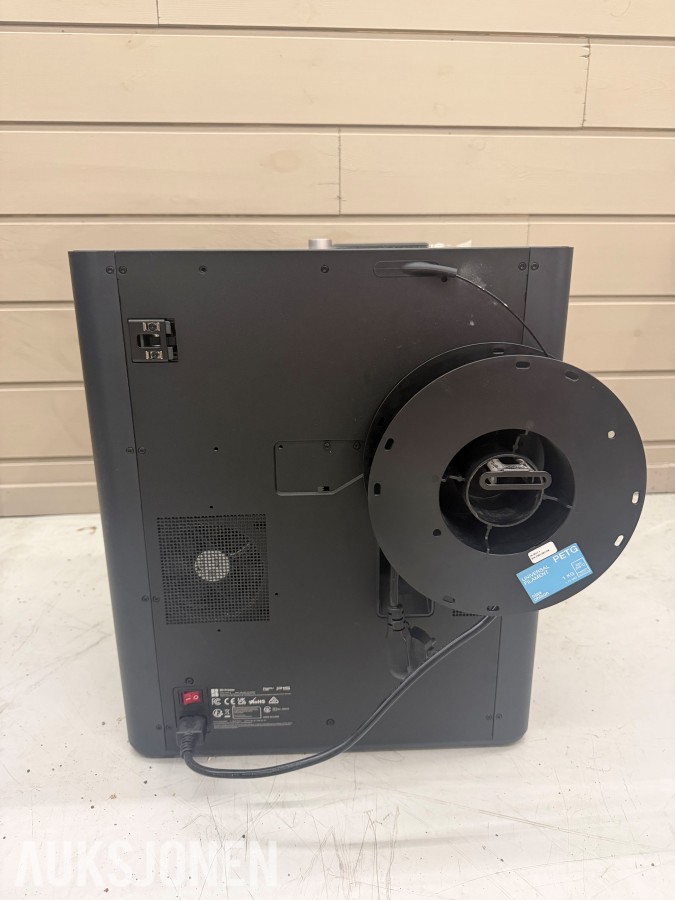 Bambu Lab 3D printer P1S #1