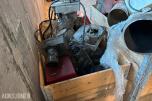 2 paller med diverse industrideler  – vifter, elmotorer osv. 
