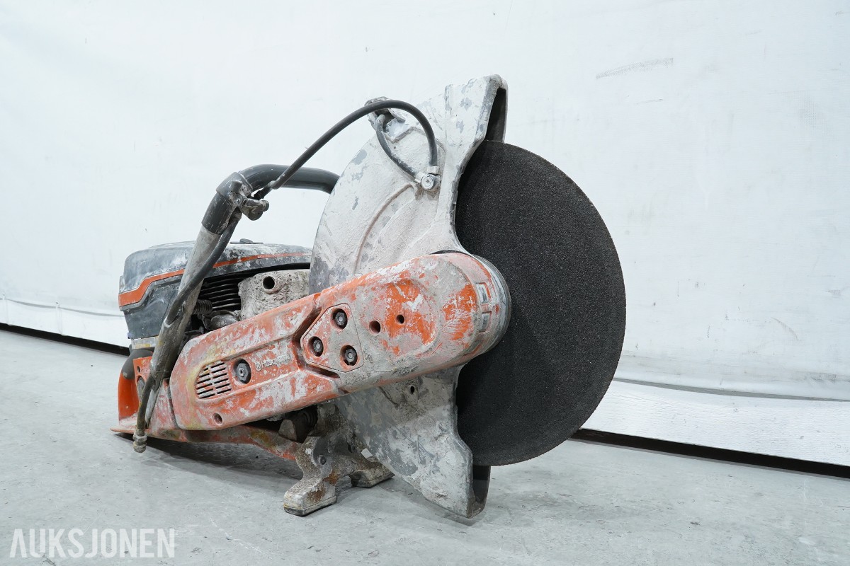 2016 Husqvarna K970 III motorkapper med diamantblad