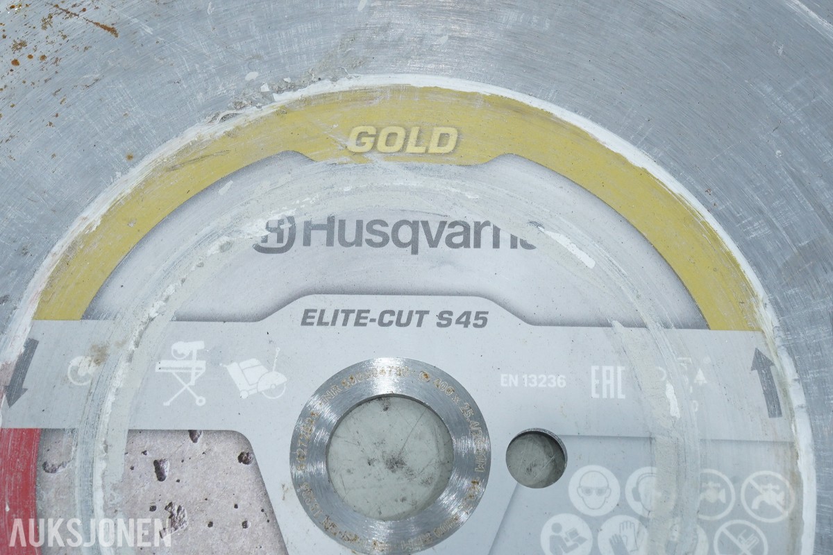 2016 Husqvarna K970 III motorkapper med diamantblad