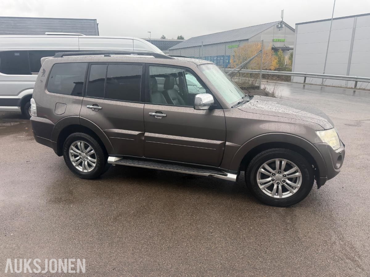 2012 MITSUBISHI PAJERO 3.2D 200HK,7-SETER,EU-OK 6-2027, 299500KM