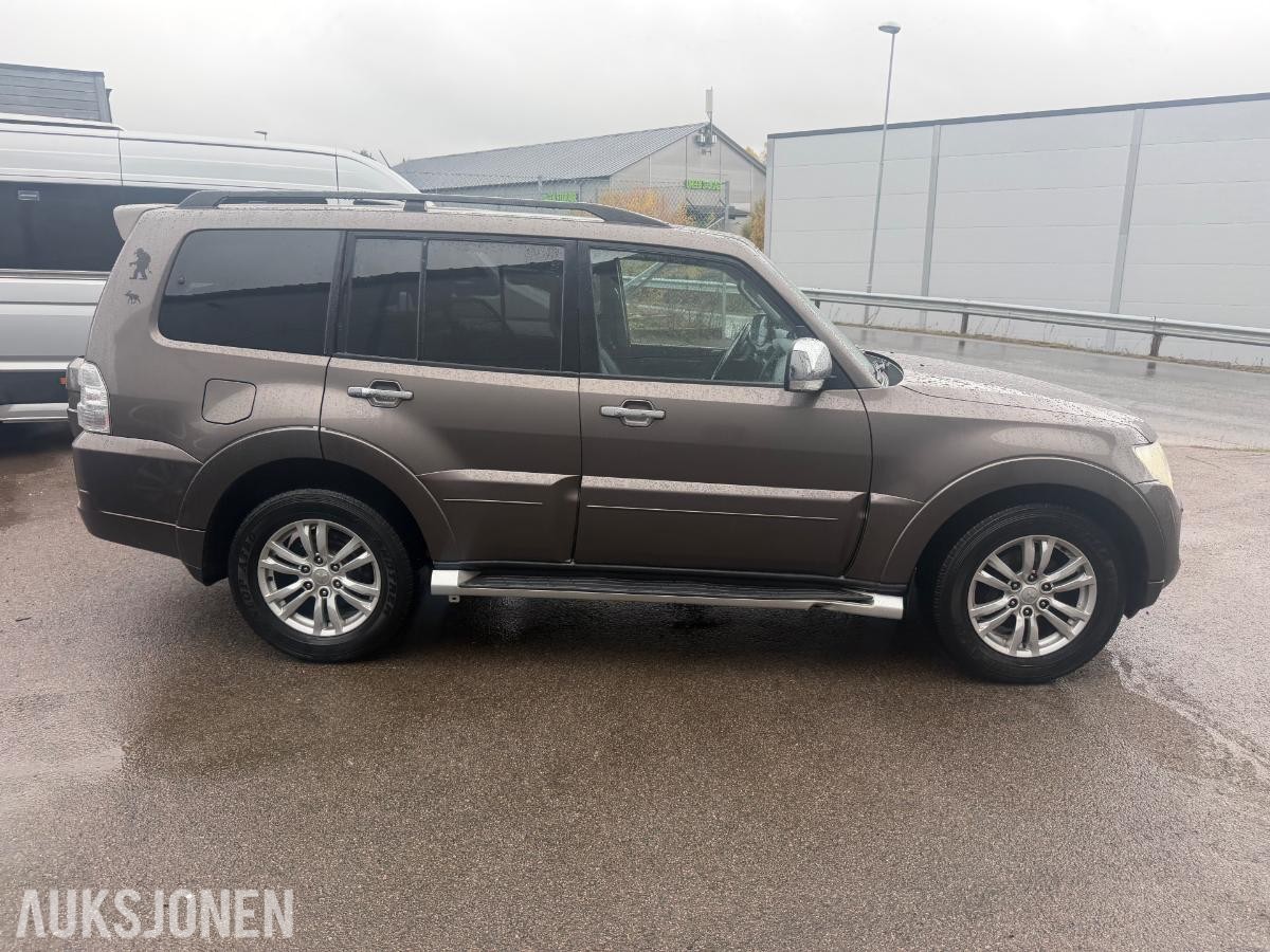 2012 MITSUBISHI PAJERO 3.2D 200HK,7-SETER,EU-OK 6-2027, 299500KM