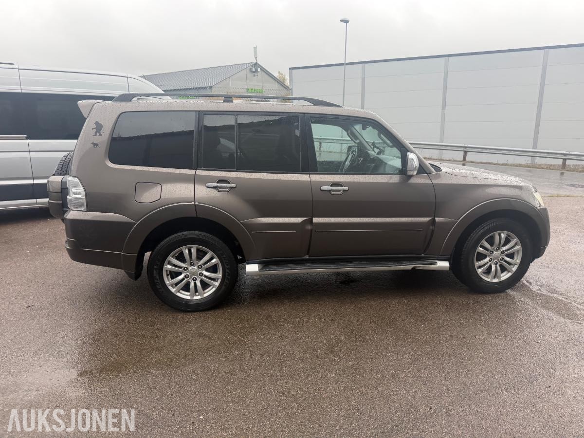 2012 MITSUBISHI PAJERO 3.2D 200HK,7-SETER,EU-OK 6-2027, 299500KM