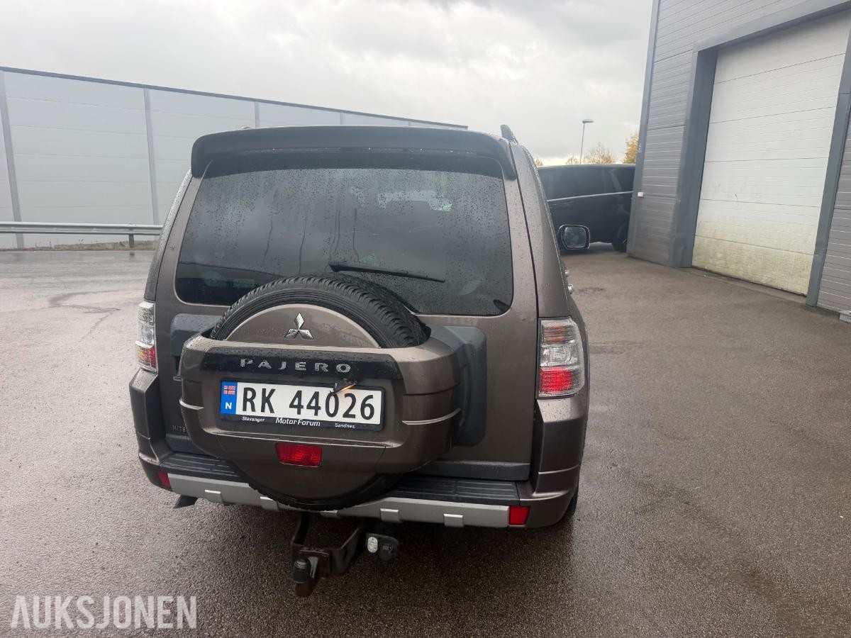 2012 MITSUBISHI PAJERO 3.2D 200HK,7-SETER,EU-OK 6-2027, 299500KM