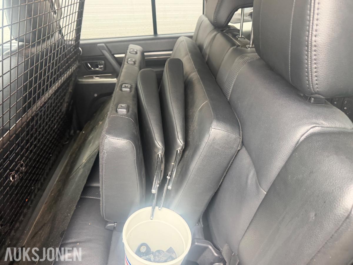 2012 MITSUBISHI PAJERO 3.2D 200HK,7-SETER,EU-OK 6-2027, 299500KM