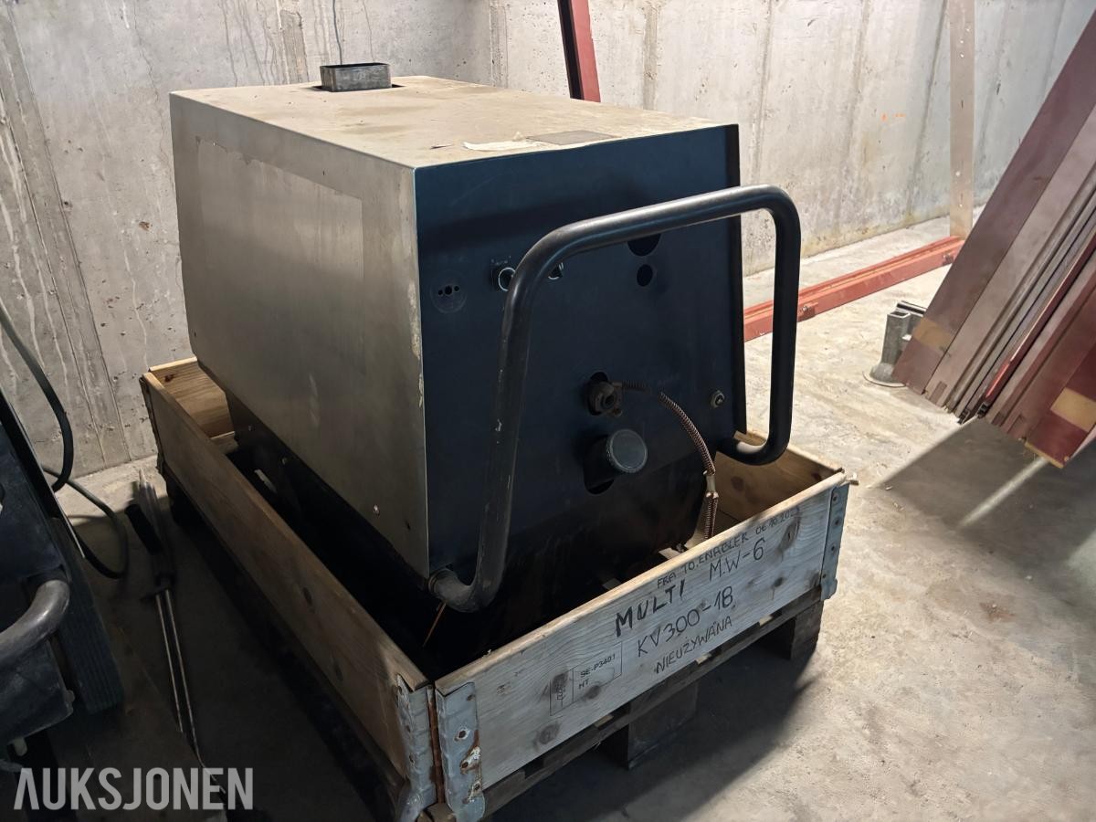 2 stk. varmtvannsvaskere / steamere,  3x400V 32A, lanse med turbodyse