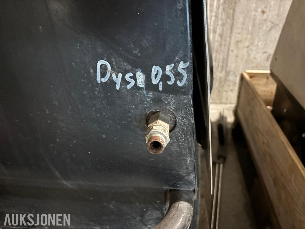 2 stk. varmtvannsvaskere / steamere,  3x400V 32A, lanse med turbodyse