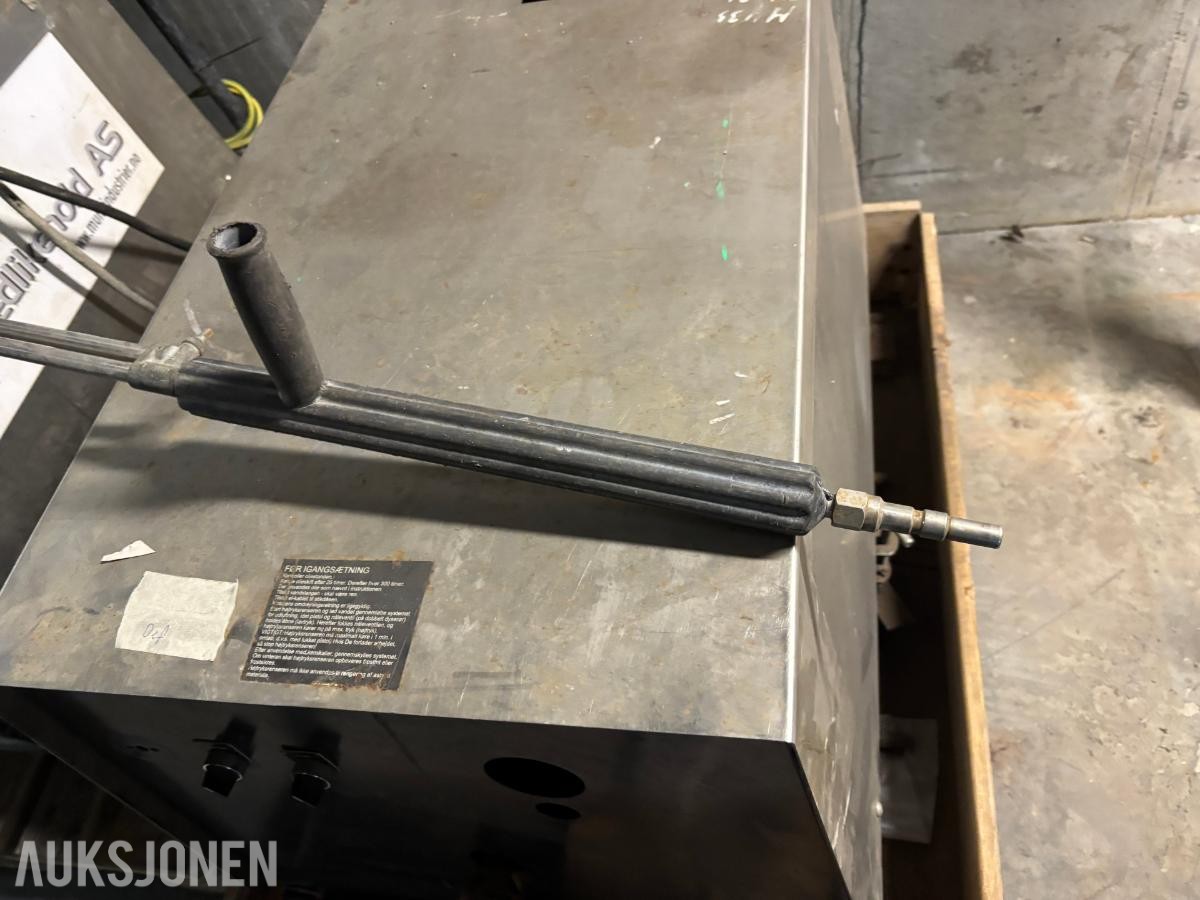 2 stk. varmtvannsvaskere / steamere,  3x400V 32A, lanse med turbodyse