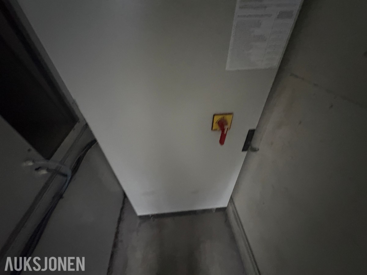 2024 Spanesi komplett lakkboks / sprøytekabin – montert ny i 2026