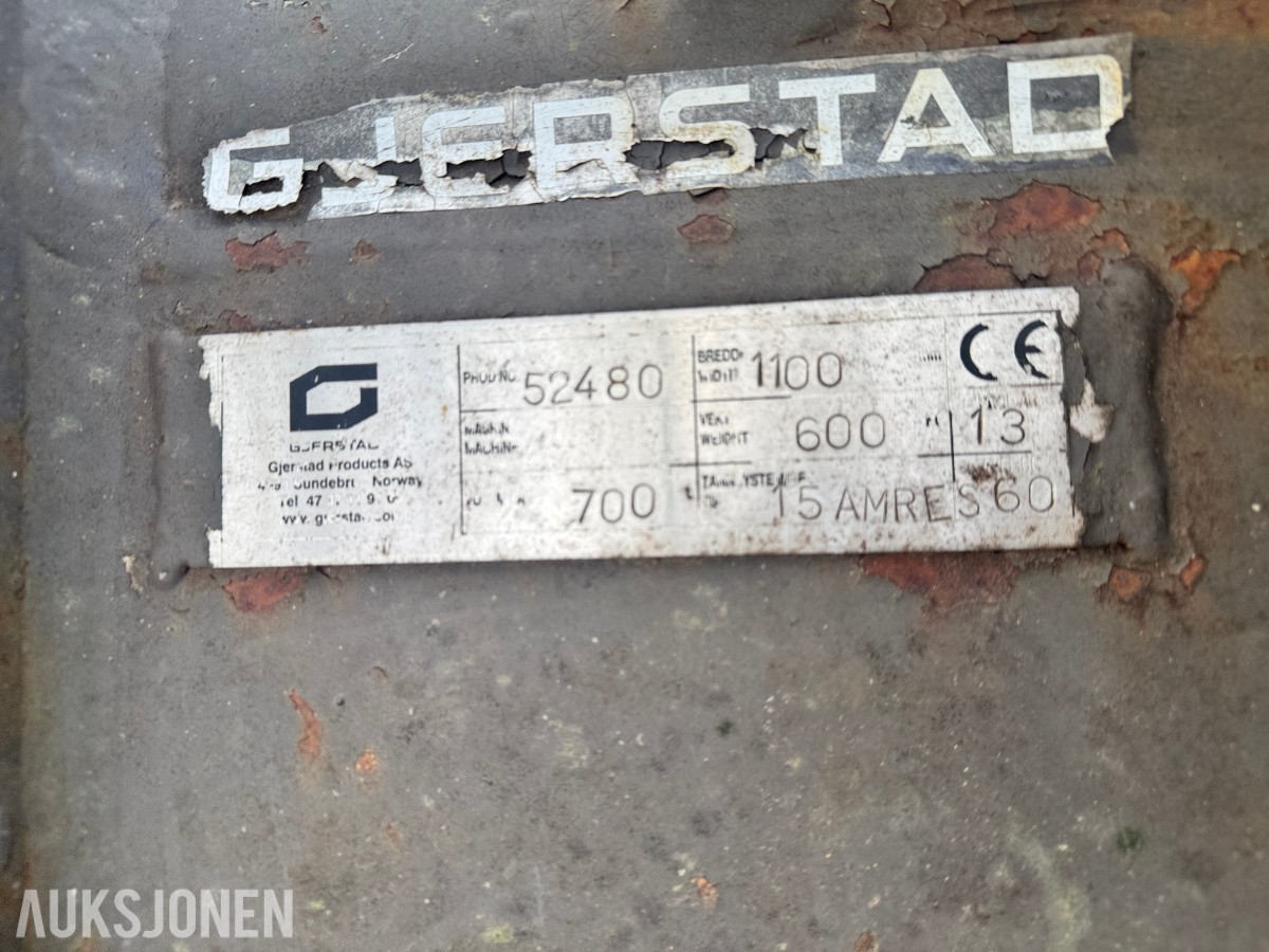 Gjerstad S60 Graveskuffe med tenner, 1100 mm 700L