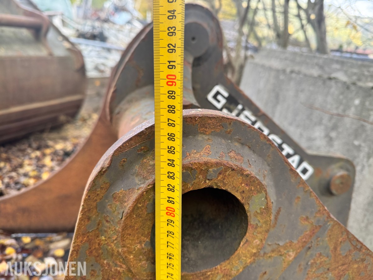 Gjerstad S60 Graveskuffe med tenner, 1100 mm 700L