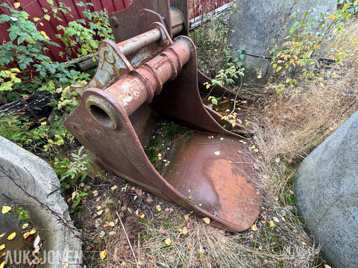 Gjerstad S70 graveskuffe, 900 L, 1040 mm