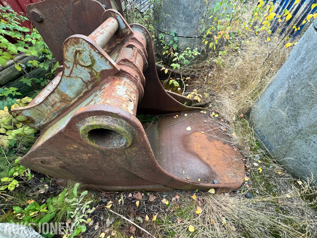 Gjerstad S70 graveskuffe, 900 L, 1040 mm