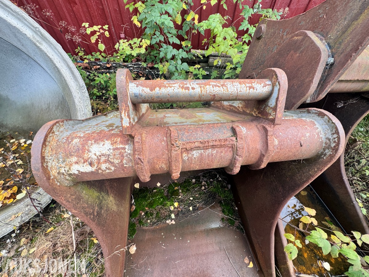 Gjerstad S70 graveskuffe, 900 L, 1040 mm