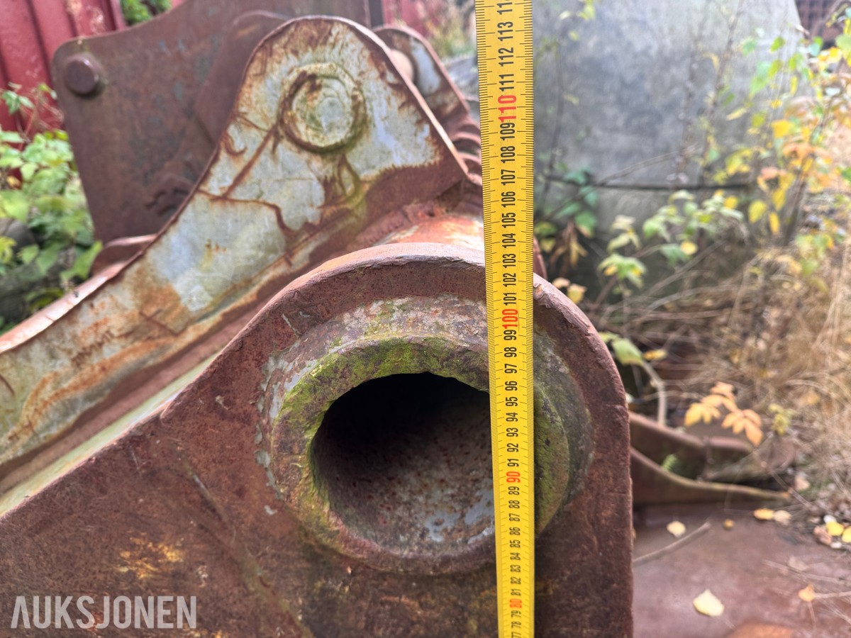 Gjerstad S70 graveskuffe, 900 L, 1040 mm