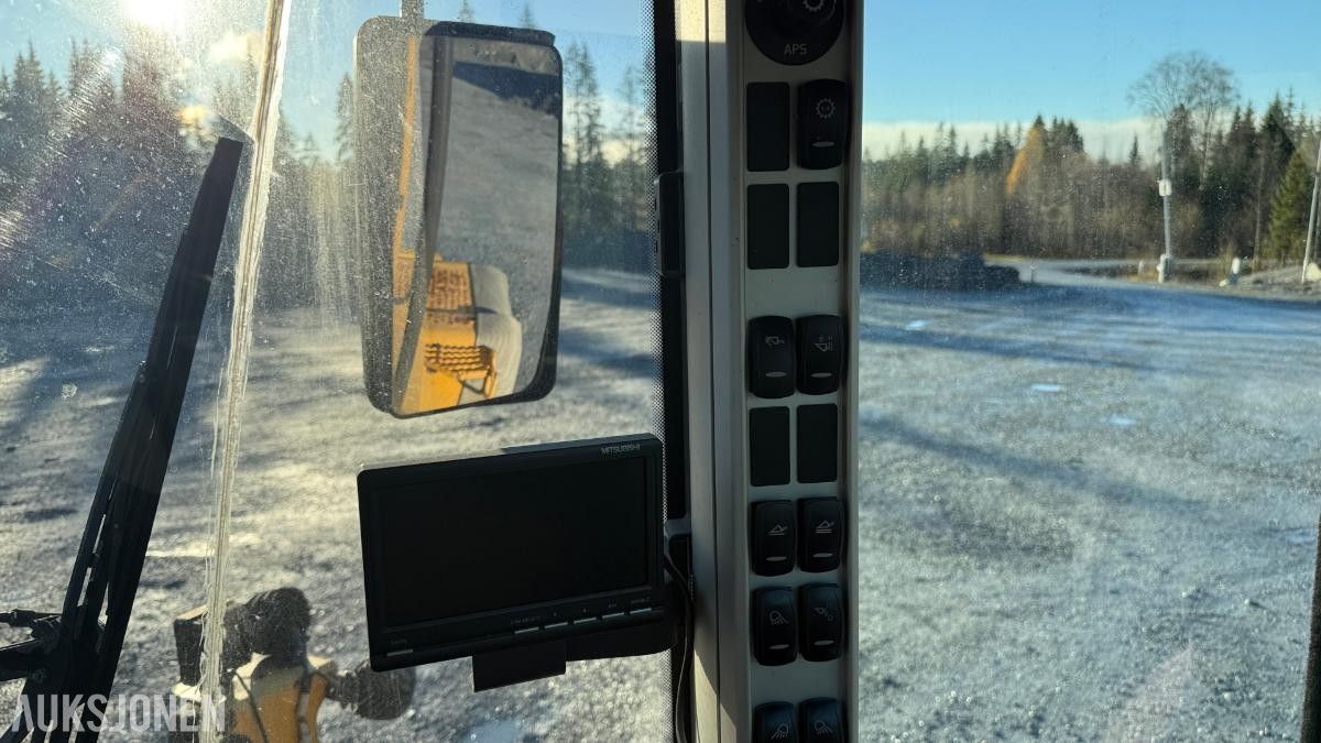 2010 Volvo 120F hjullaster 15515t m/ vekt