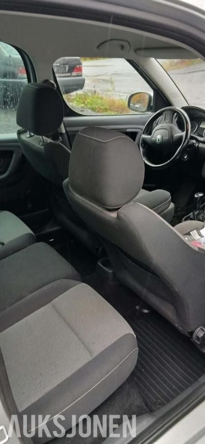 2011 SKODA ROOMSTER 1.6 TDI 105HK GOD BRUKSSTAND
