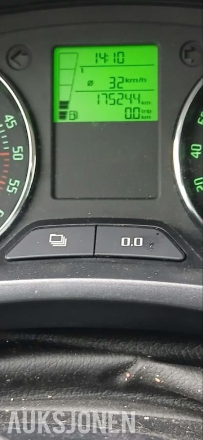 2011 SKODA ROOMSTER 1.6 TDI 105HK GOD BRUKSSTAND