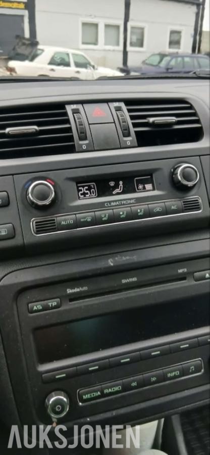 2011 SKODA ROOMSTER 1.6 TDI 105HK GOD BRUKSSTAND
