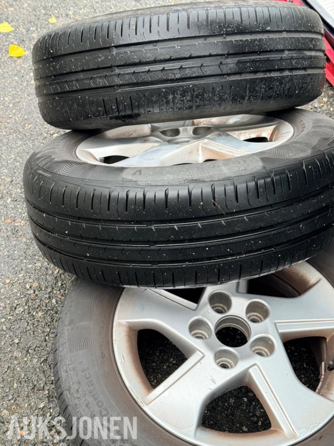2011 Toyota Auris 1.8-99, 254317km