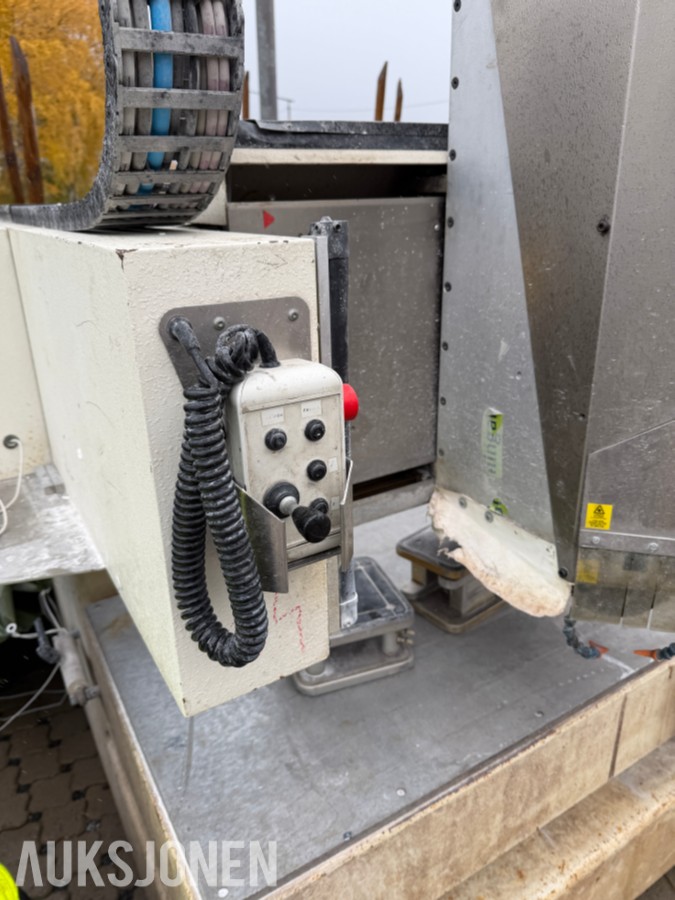 2 stk. Scandivent CNC-maskiner og reservedeler | CnCut-C4 og CnCut C3