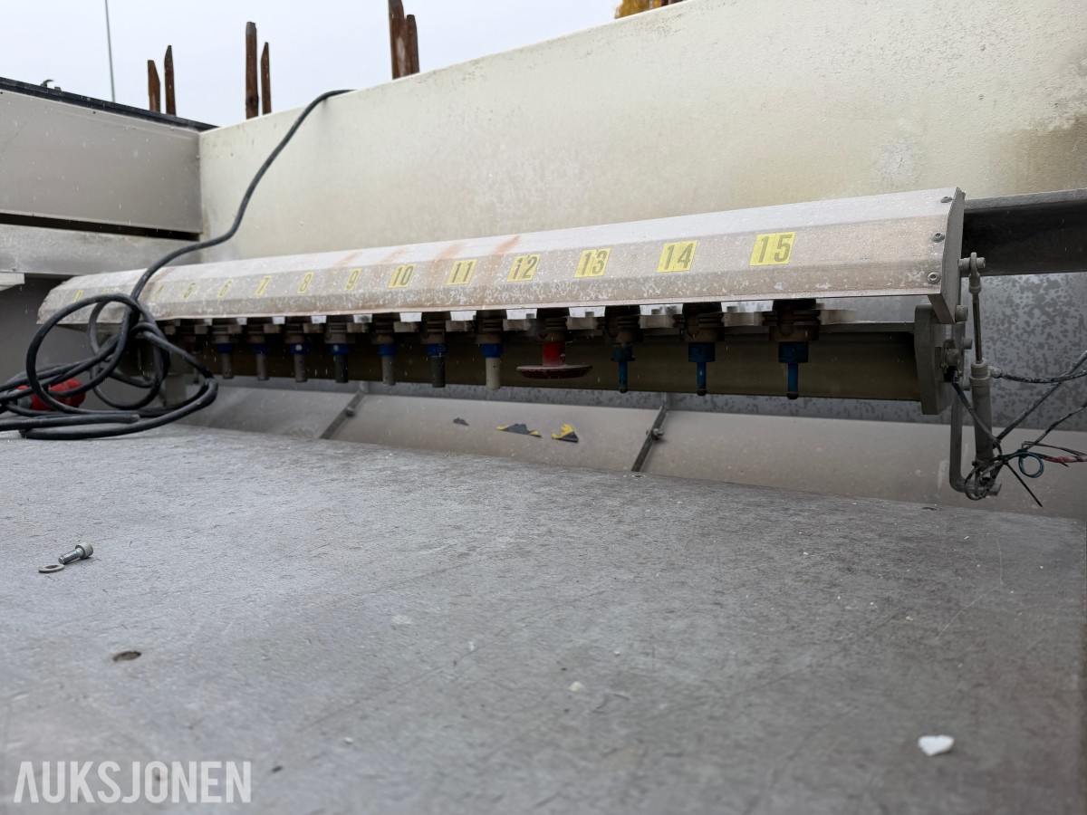 2 stk. Scandivent CNC-maskiner og reservedeler | CnCut-C4 og CnCut C3