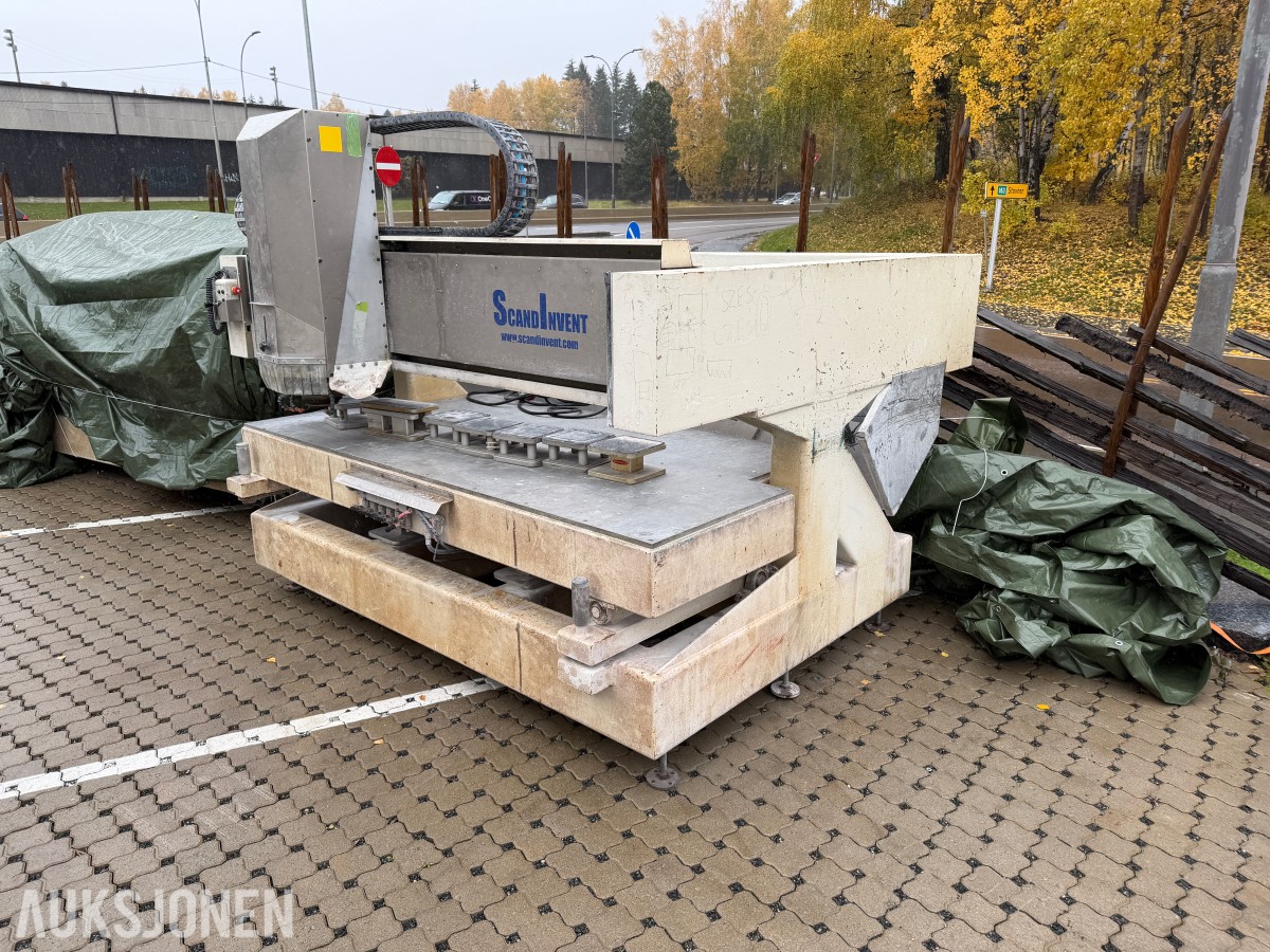2 stk. Scandivent CNC-maskiner og reservedeler | CnCut-C4 og CnCut C3
