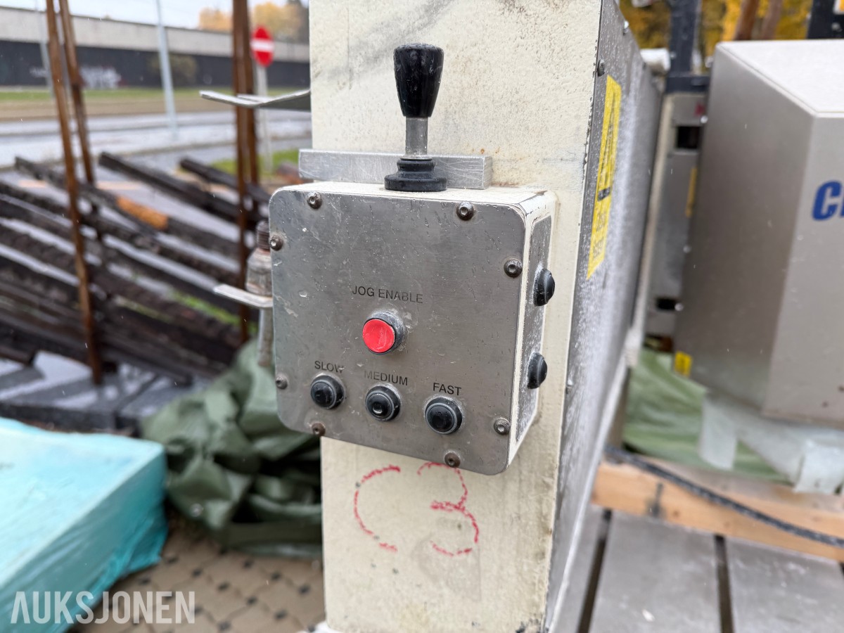 2 stk. Scandivent CNC-maskiner og reservedeler | CnCut-C4 og CnCut C3