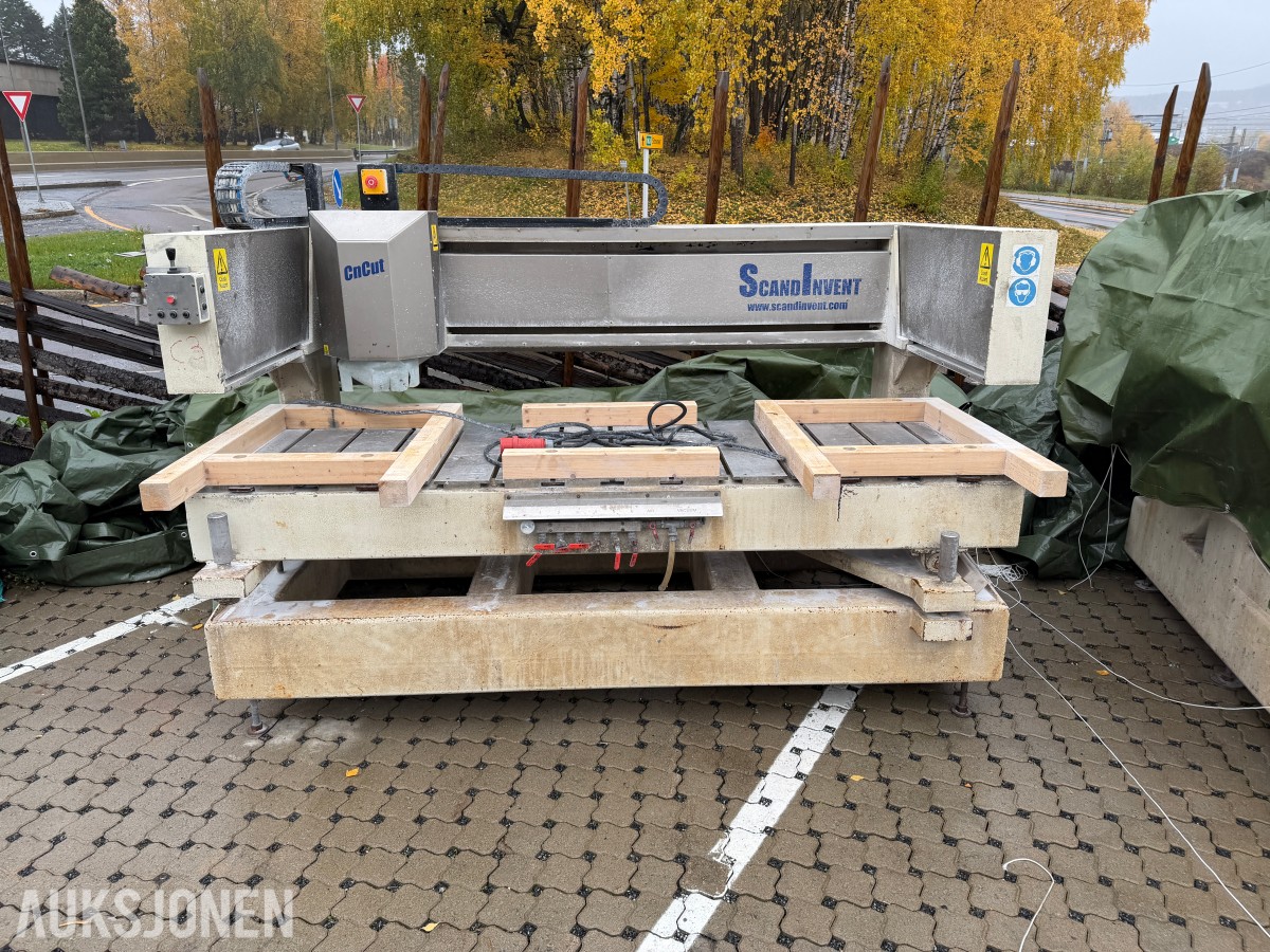 2 stk. Scandivent CNC-maskiner og reservedeler | CnCut-C4 og CnCut C3