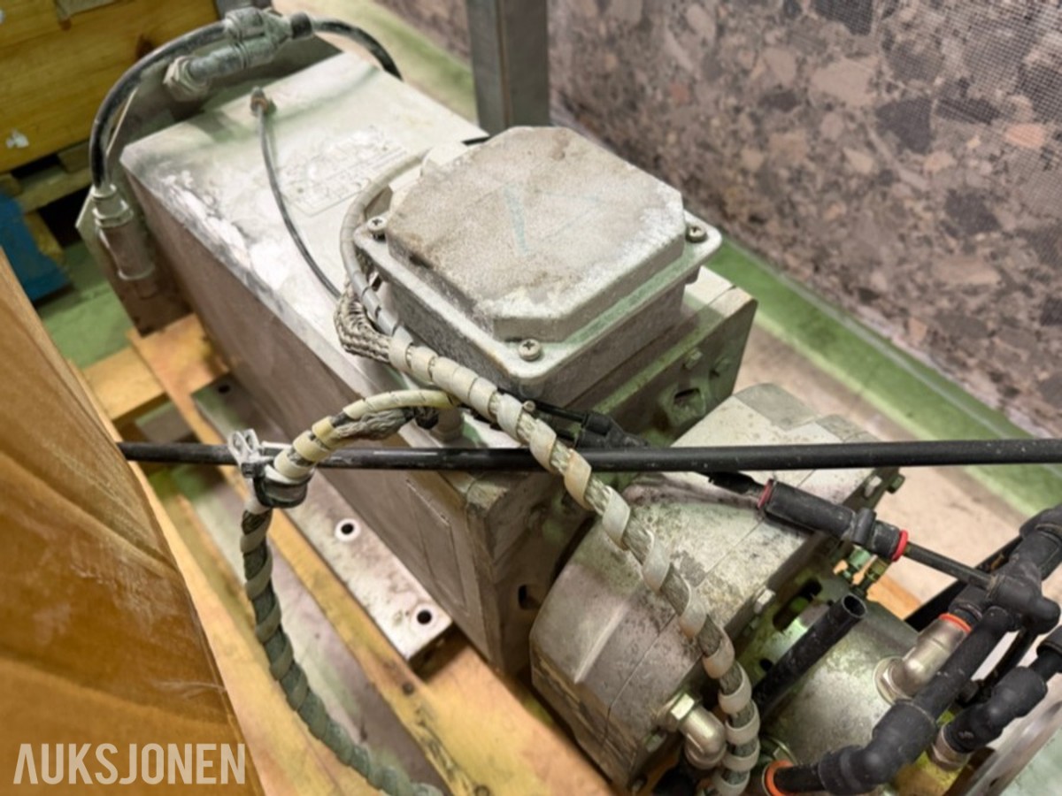 2 stk. Scandivent CNC-maskiner og reservedeler | CnCut-C4 og CnCut C3